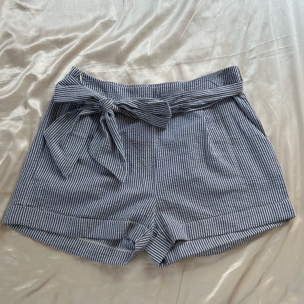 SweatyRocks: Women's Casual Elastic Waist Striped Summer Beach Shorts (M)